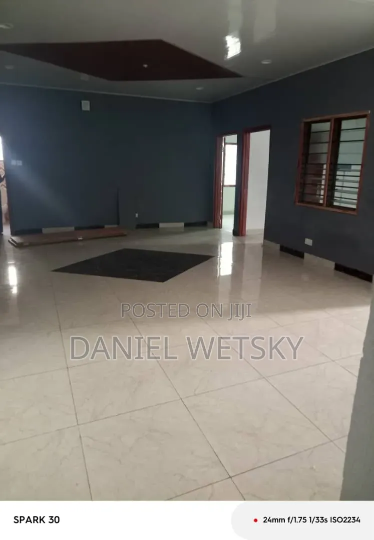 3bdrm Apartment in Lapaz, Hong Kong for rent