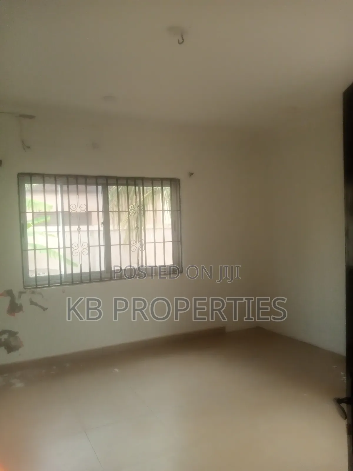 2bdrm Apartment in Kb Properties, Baatsona Total for rent
