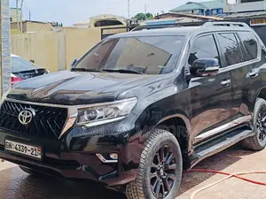 Toyota Land Cruiser Prado 2.7 2020 Black