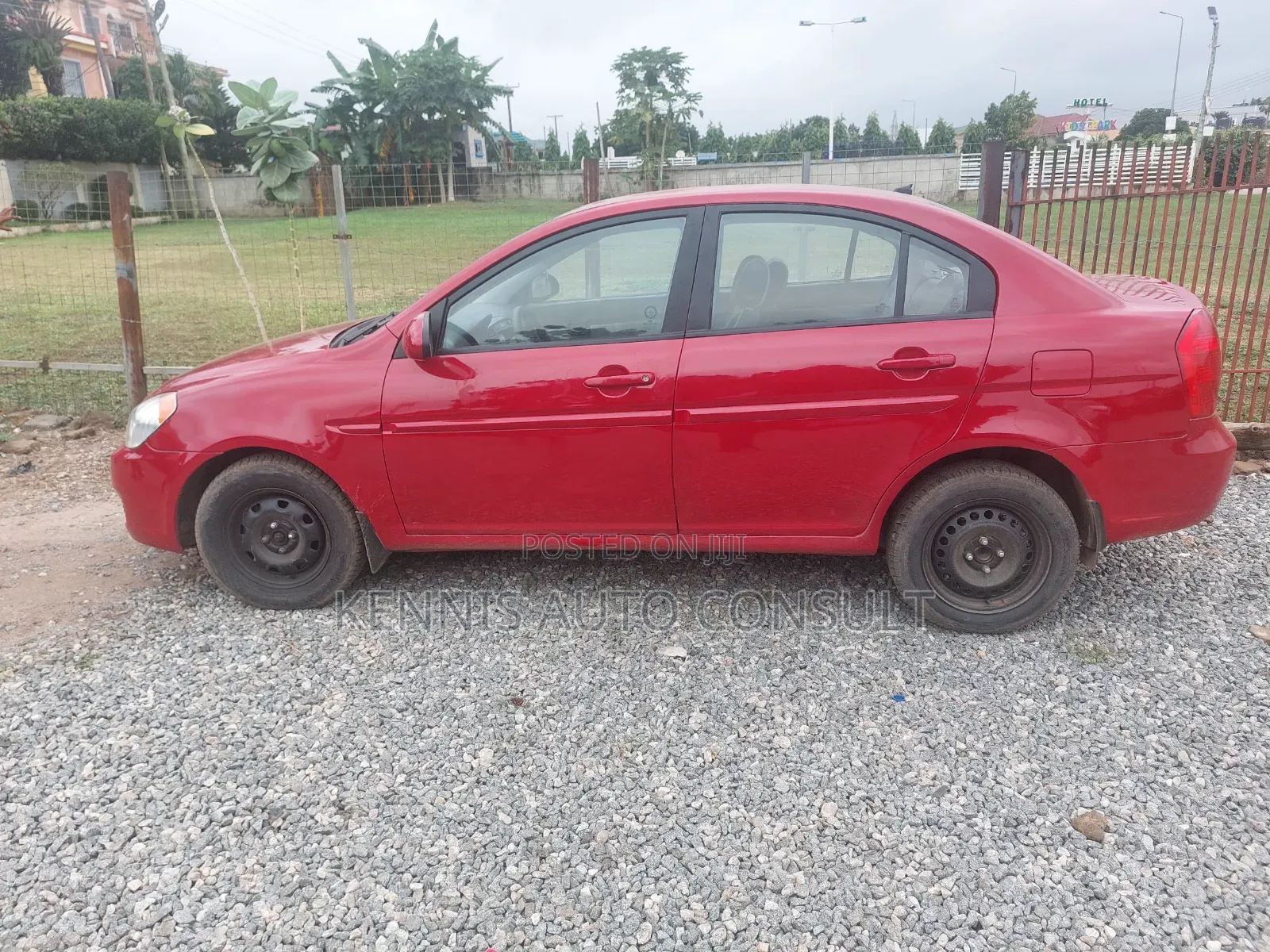 Hyundai Accent 2008 Red