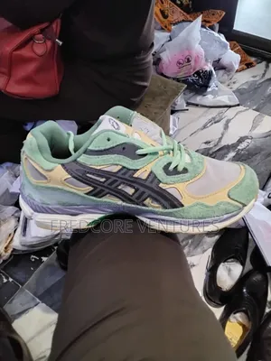 ASICS GEL-NYC Green Casual Sneakers