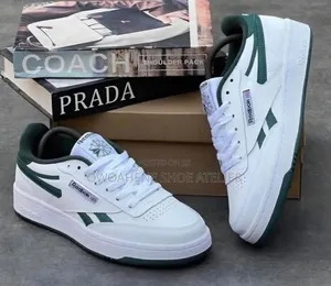 Classic White Reebok Club C Revenge Sneakers Wit Dark Green Side Strap