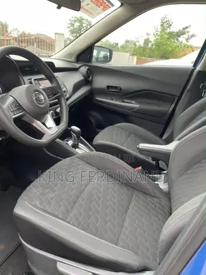 Nissan Kicks 2021 Blue