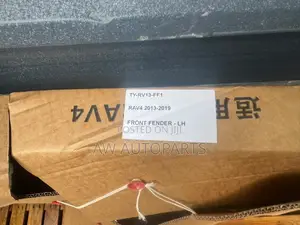 Toyota RAV4 13-19 Fender LH