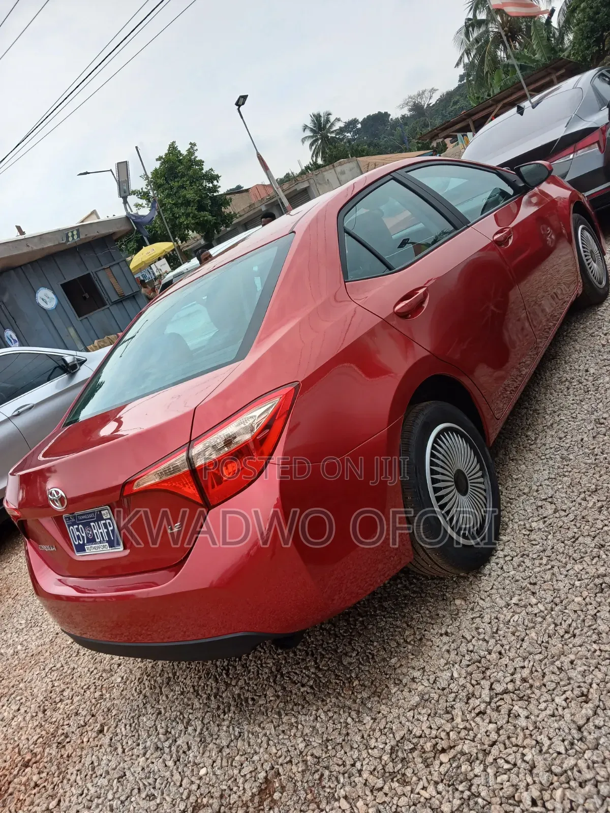 Toyota Corolla LE 4dr Sedan (1.8L 4cyl CVT) 2017 Red