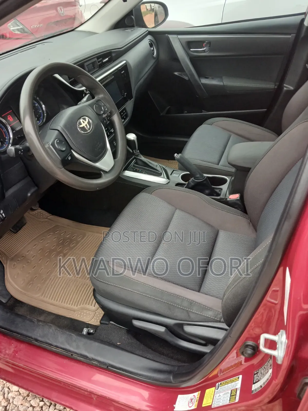 Toyota Corolla LE 4dr Sedan (1.8L 4cyl CVT) 2017 Red