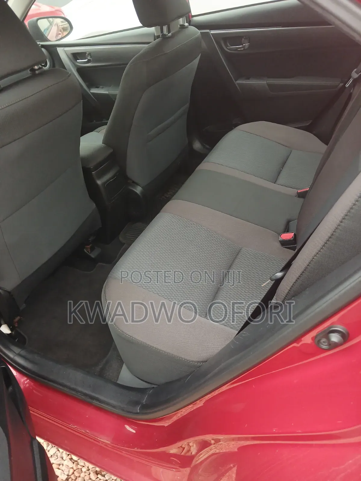 Toyota Corolla LE 4dr Sedan (1.8L 4cyl CVT) 2017 Red