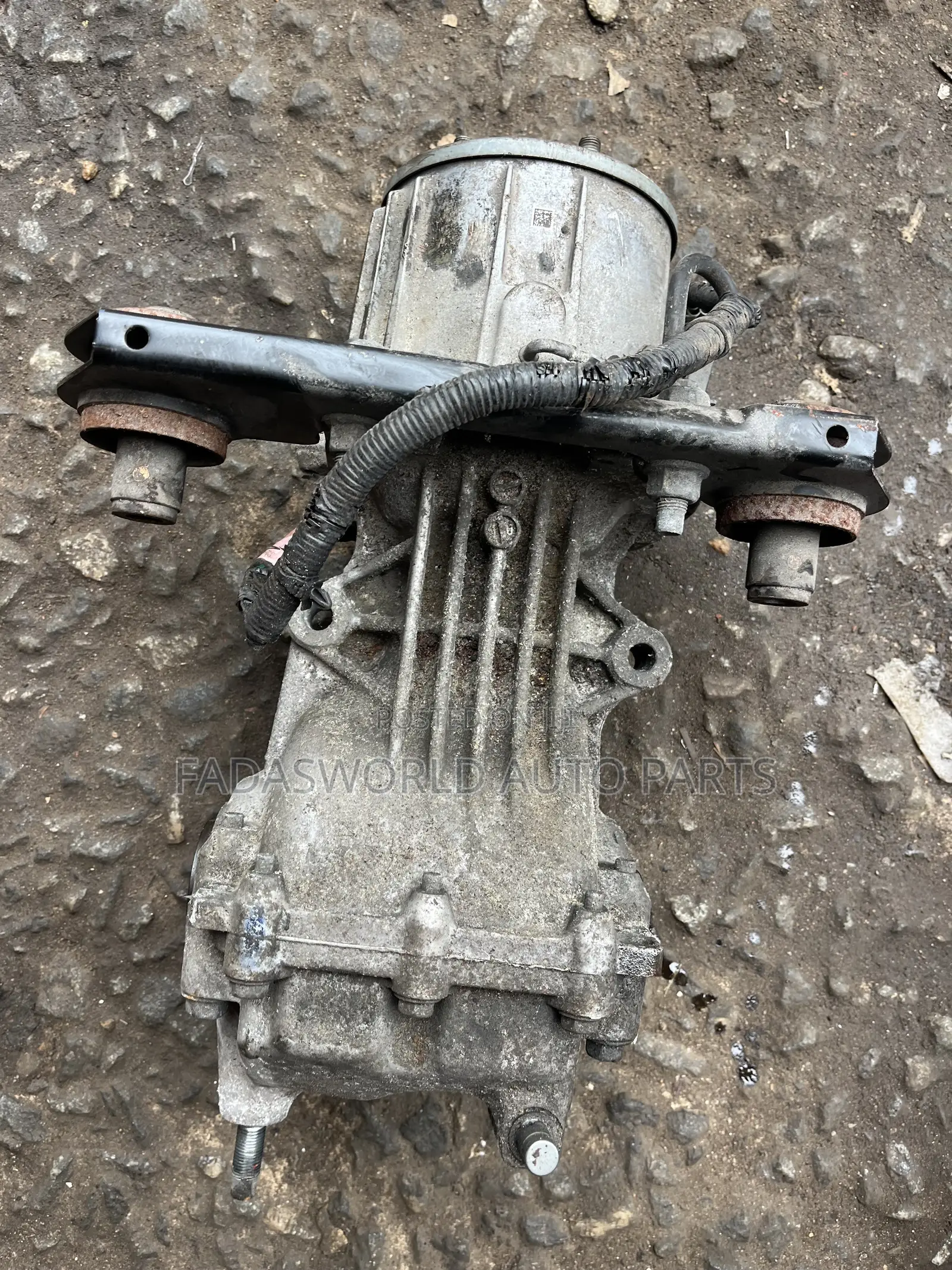 Nissan Rogue 2019 Back Axle