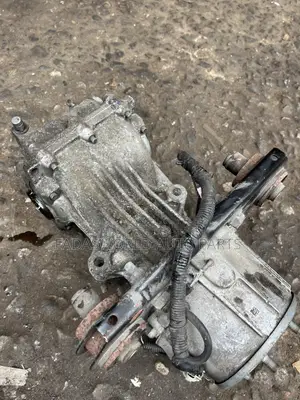 Nissan Rogue 2019 Back Axle