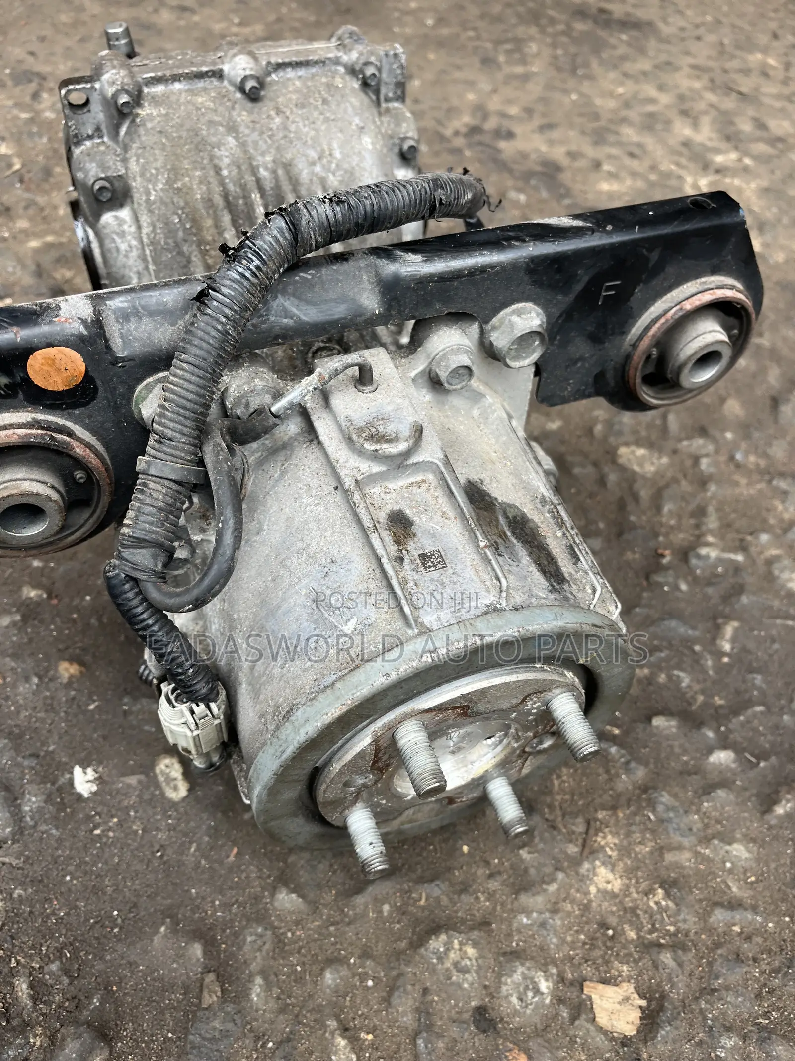 Nissan Rogue 2019 Back Axle