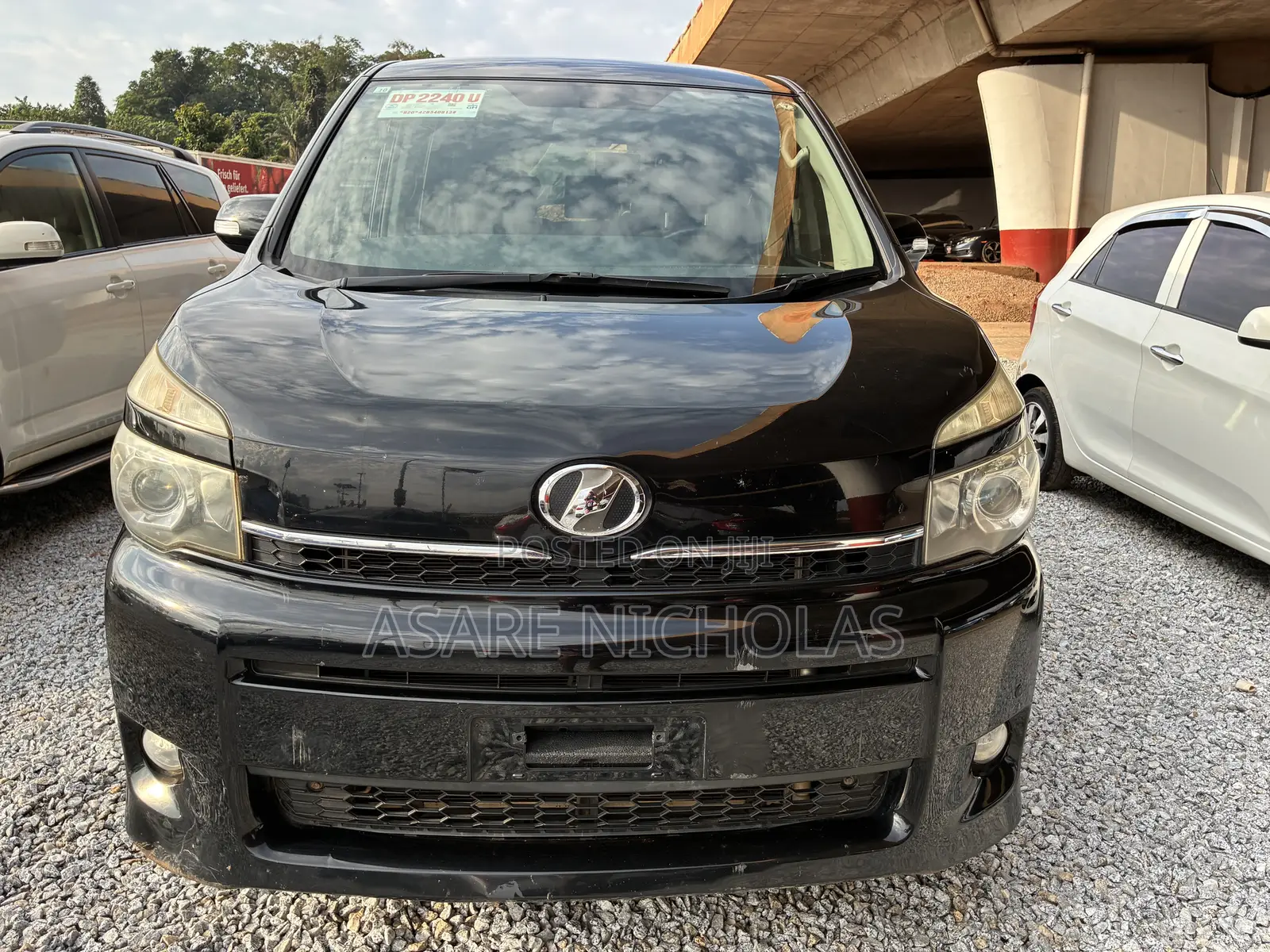 Toyota Voxy 2013 Black