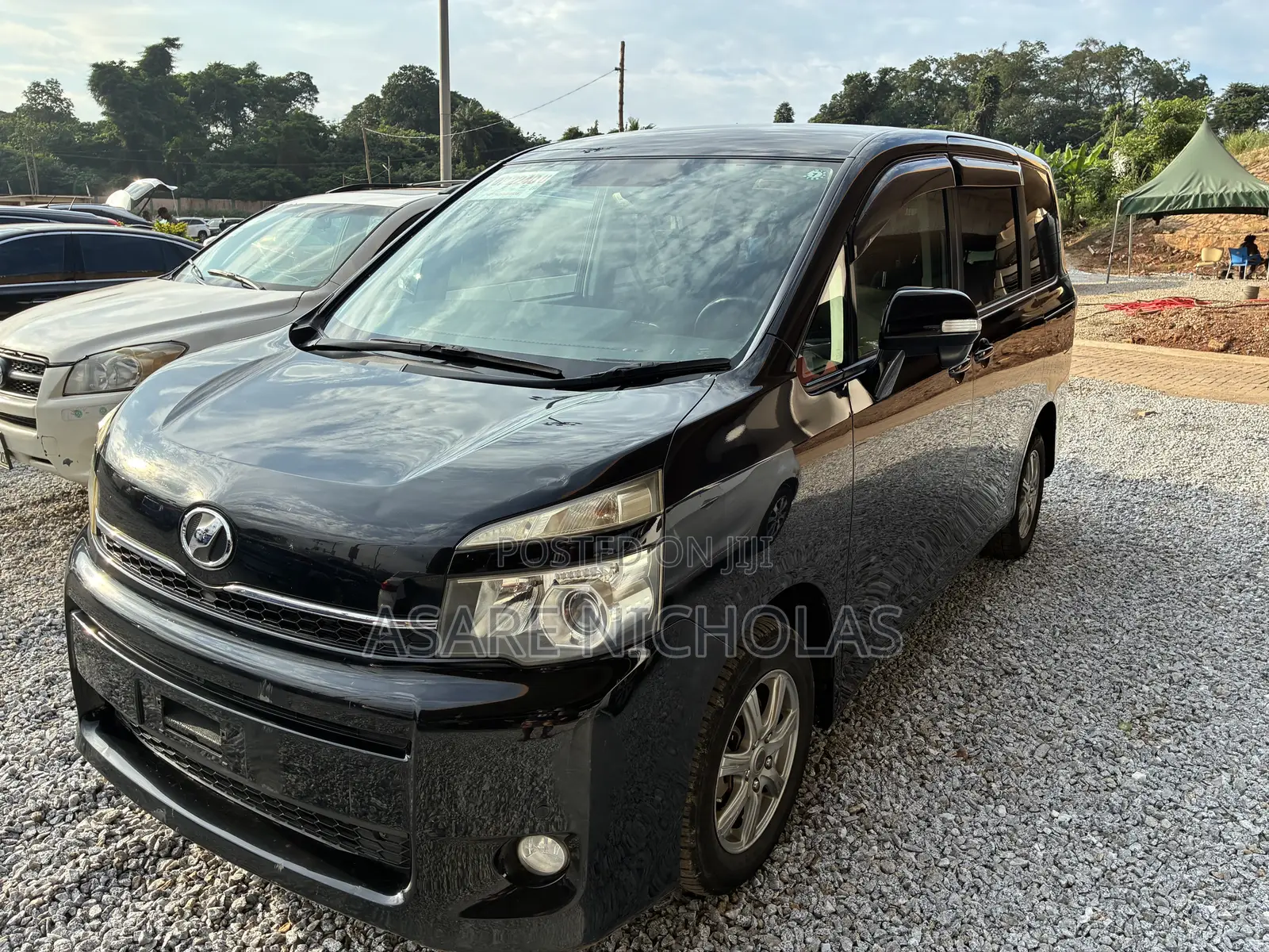 Toyota Voxy 2013 Black