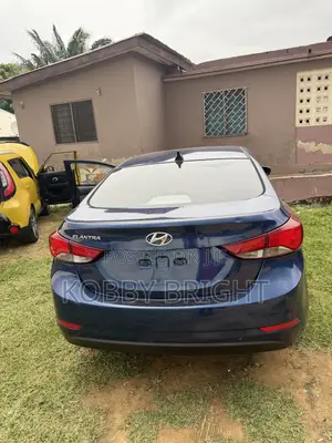 Hyundai Elantra 2016 Blue
