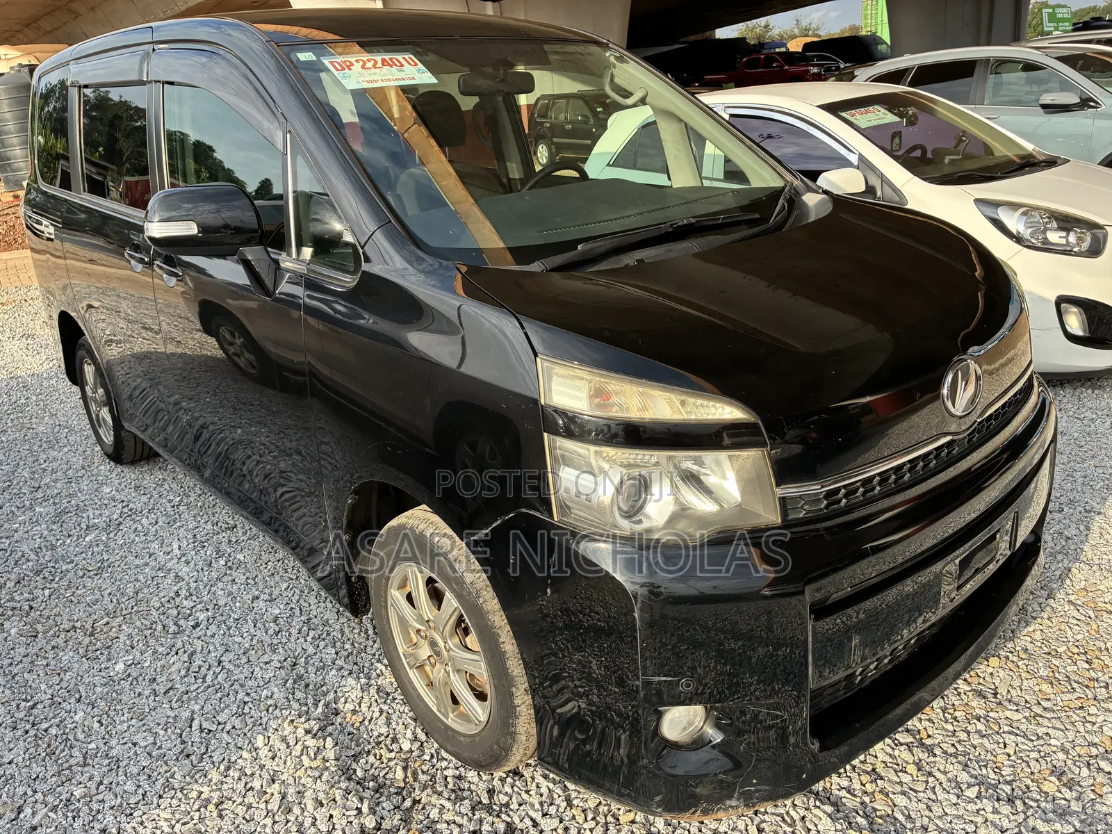 Toyota Voxy 2013 Black