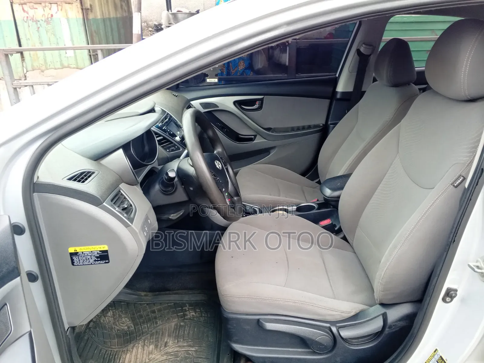 Hyundai Elantra 2015 Silver