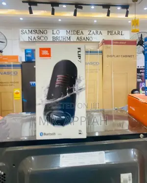 Super Classic JBL Flip 7 Bluetooth Speaker(Black)Waterproof.