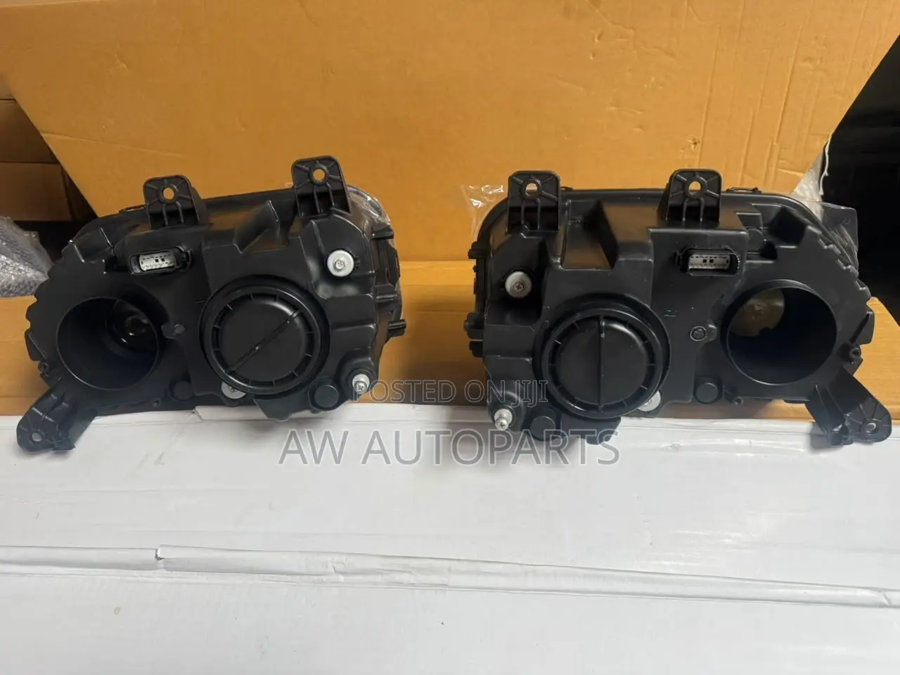 Dodge Challenger 15-21 Headlamp
