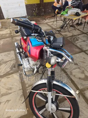 Royal RY125 2025 Red