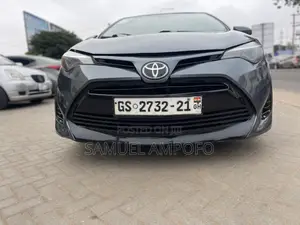 Toyota Corolla LE 4dr Sedan (1.8L 4cyl CVT) 2017 Gray