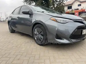 Toyota Corolla LE 4dr Sedan (1.8L 4cyl CVT) 2017 Gray