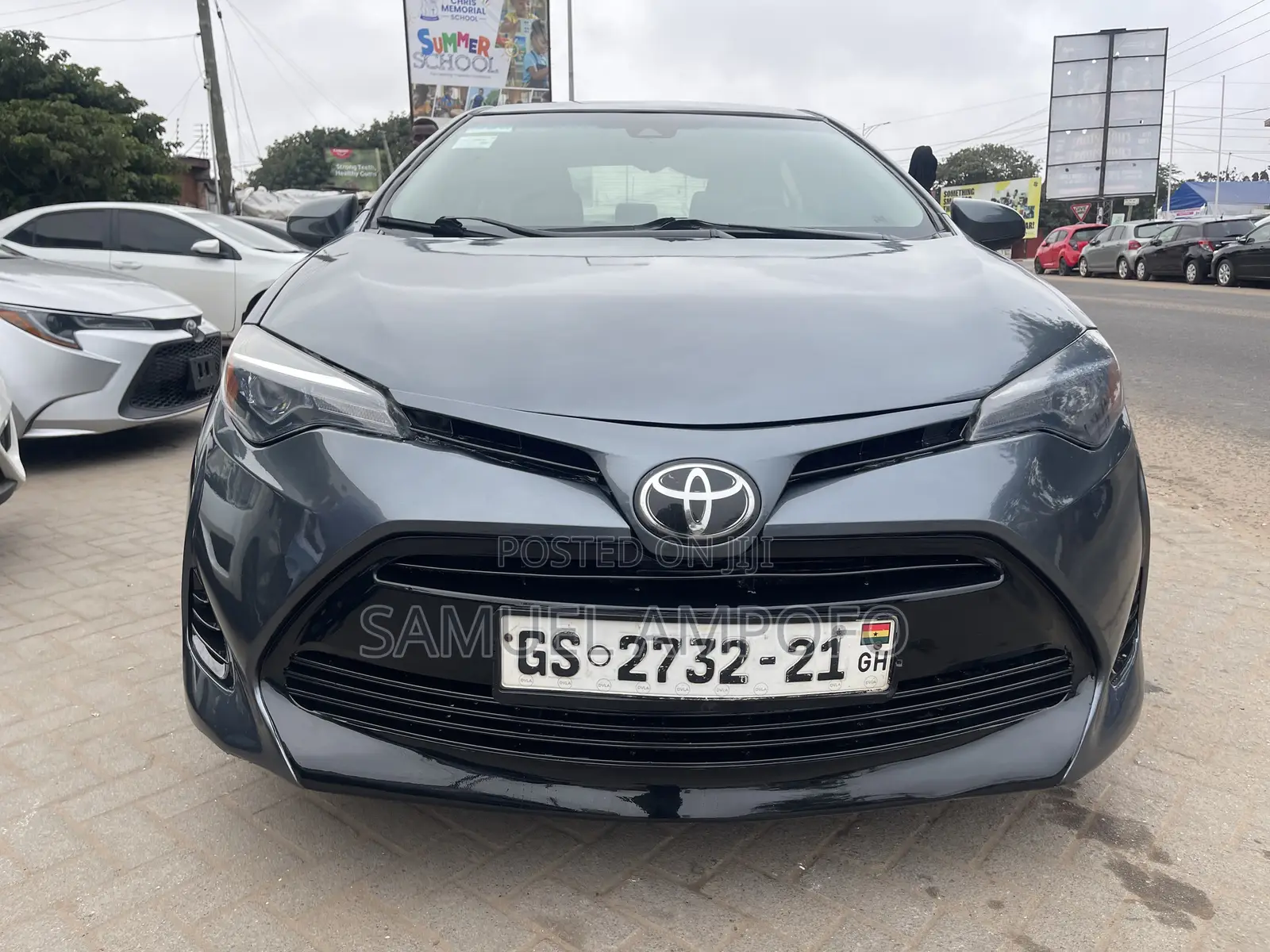 Toyota Corolla LE 4dr Sedan (1.8L 4cyl CVT) 2017 Gray
