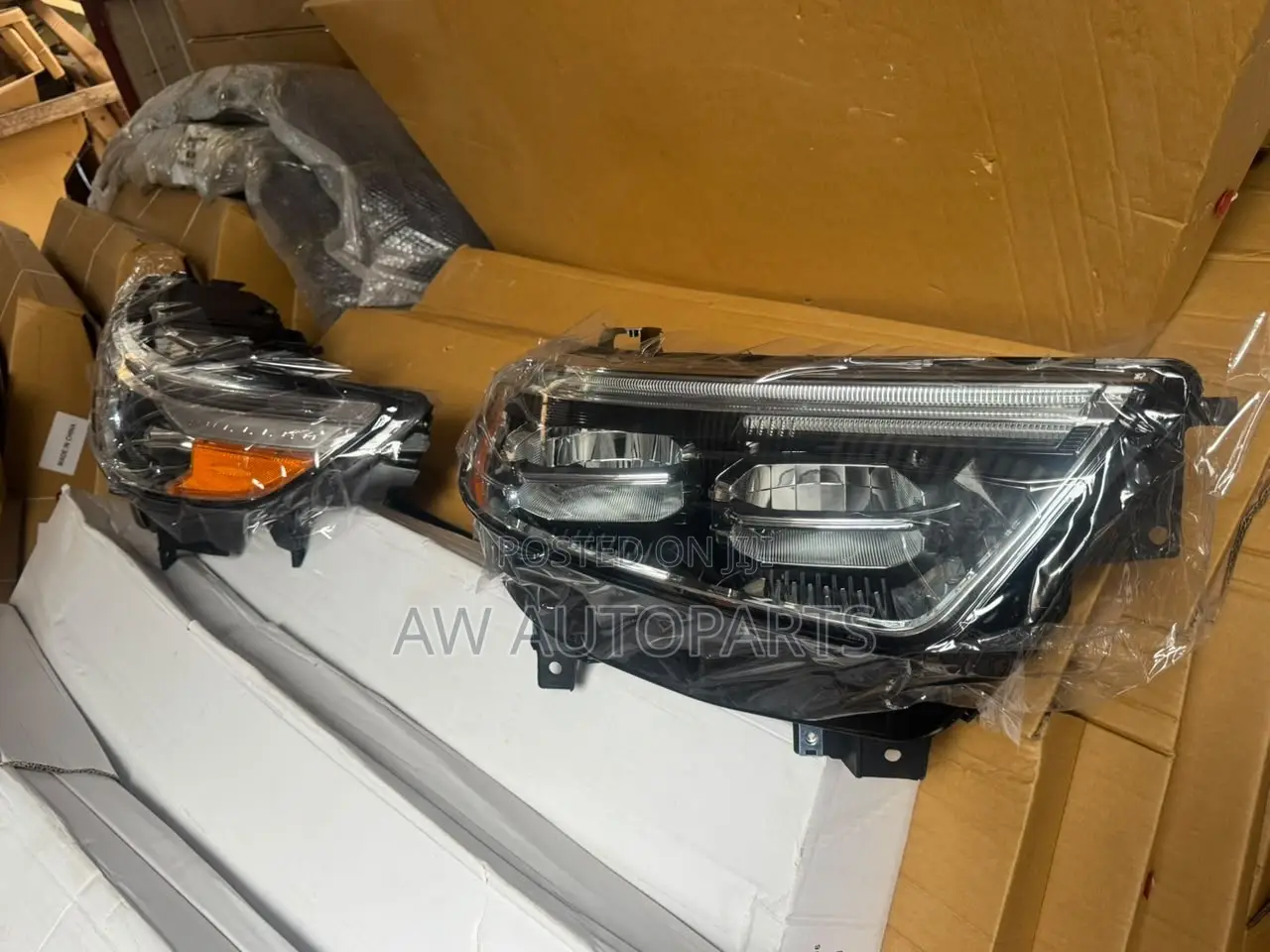 Ford Explorer 2020 Head Lamp. Pair