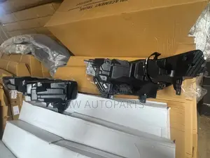 Ford Explorer 2020 Head Lamp. Pair