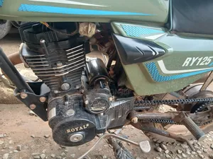Royal RY125 2025 Green
