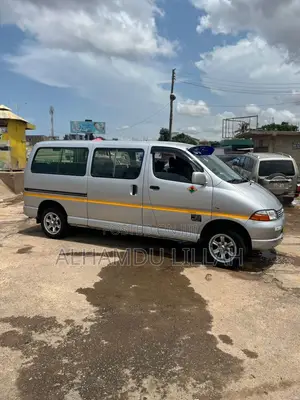 Toyota HiAce 2008 Grey