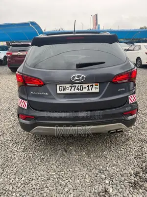 Hyundai Santa Fe 2017 Blue