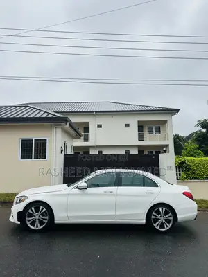 Mercedes-Benz C300 Sport 4Matic Sedan AWD (2.0L 4cyll 7A) 2016 White