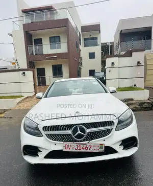 Mercedes-Benz C300 Sport 4Matic Sedan AWD (2.0L 4cyll 7A) 2016 White