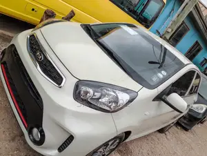 Kia Morning 2016 Off white