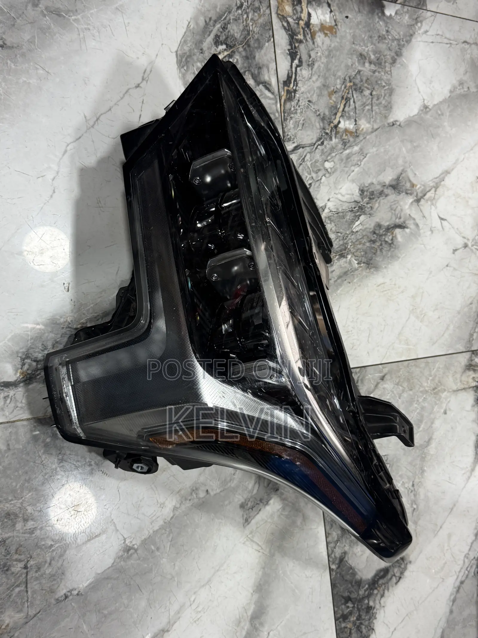Toyota Tundra 2024 Headlight