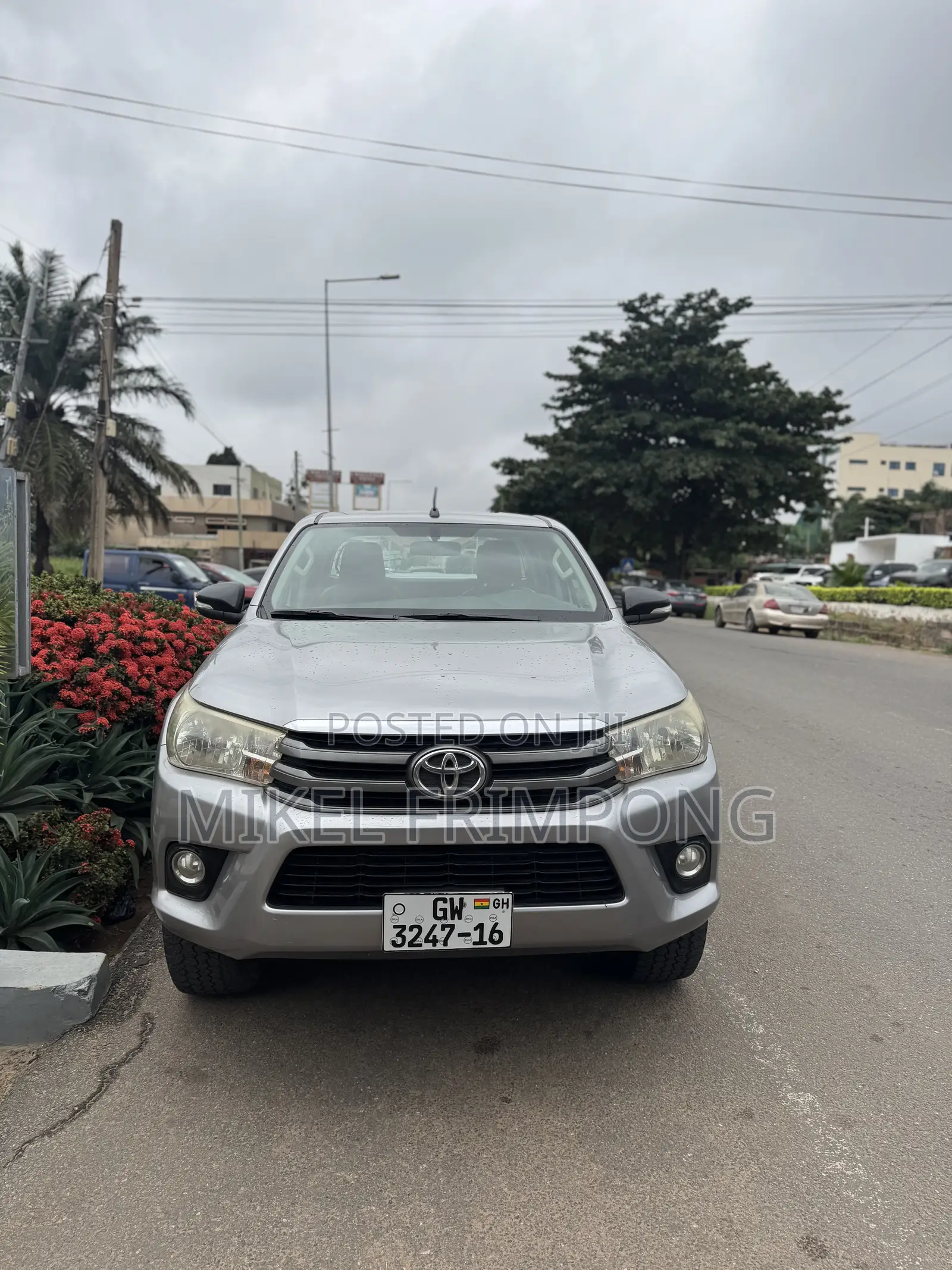 Toyota Hilux Revo Double Cab Petrol 2.7 AWD 2016 Gray