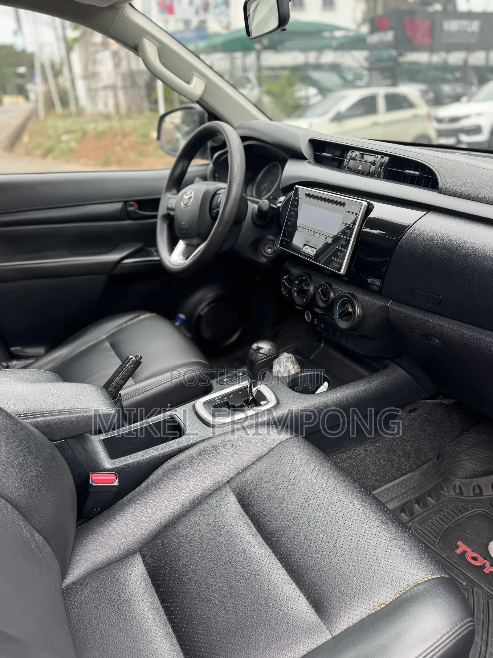 Toyota Hilux Revo Double Cab Petrol 2.7 AWD 2016 Gray