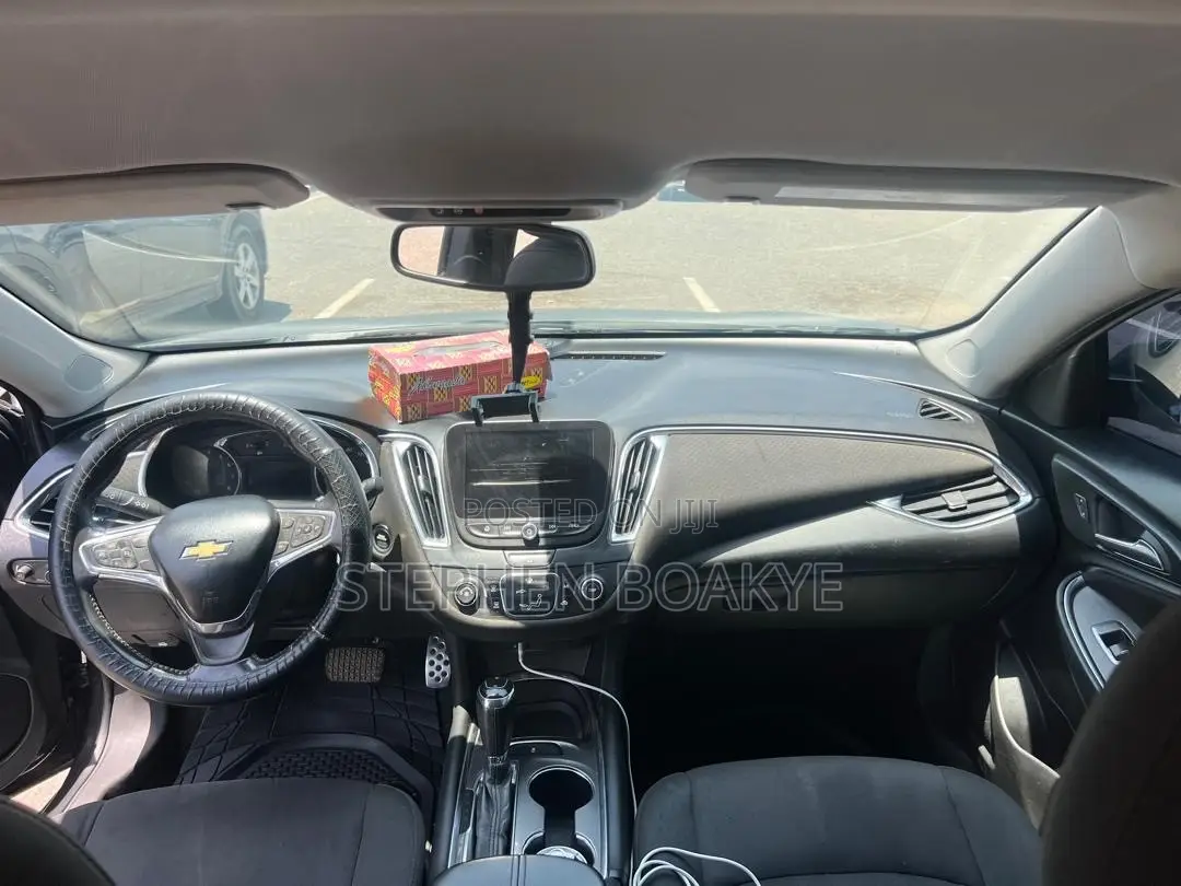 Chevrolet Malibu 2016 Gray