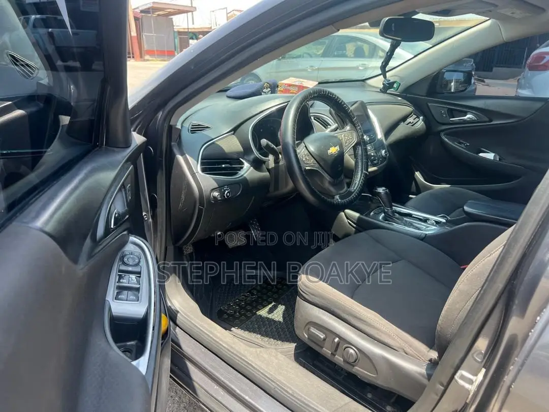 Chevrolet Malibu 2016 Gray