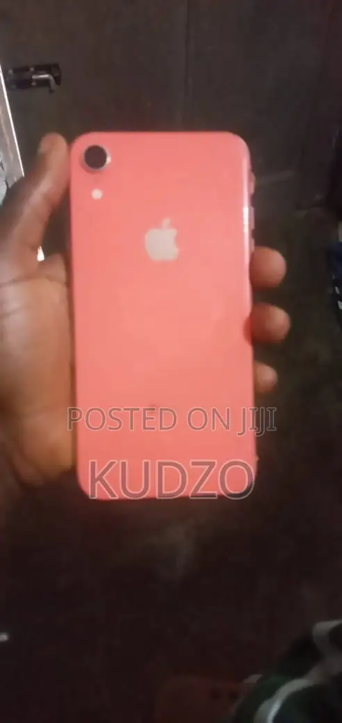 Apple iPhone XR 64 GB Pink