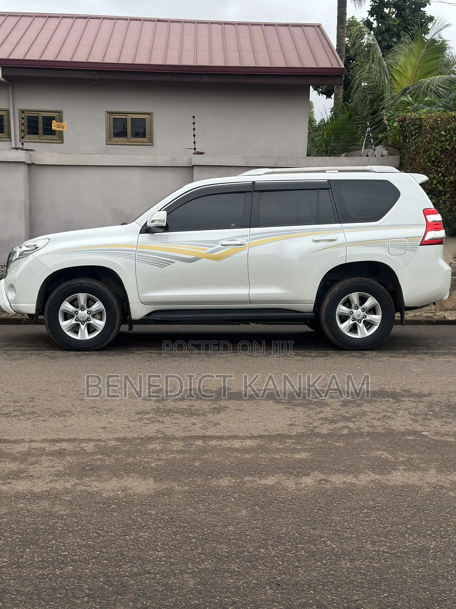 Toyota Land Cruiser Prado 2.7 2017 White