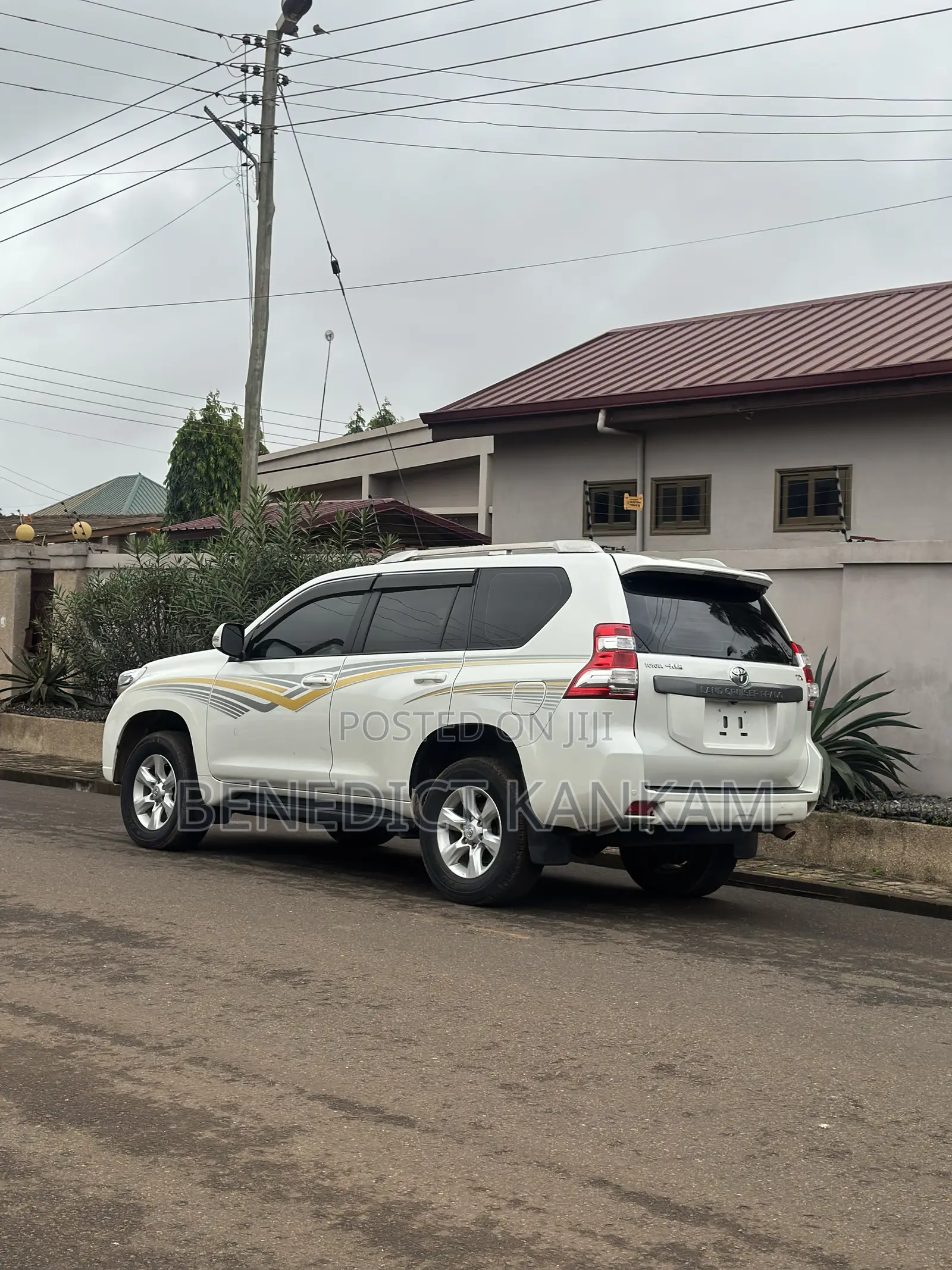 Toyota Land Cruiser Prado 2.7 2017 White
