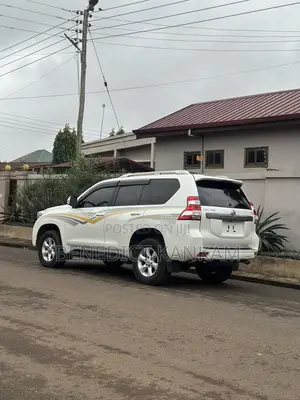 Toyota Land Cruiser Prado 2.7 2017 White