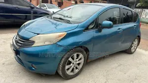 Nissan Versa 1.6 SL 2016 Blue