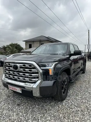 Toyota Tundra Hybrid 2024 Gray