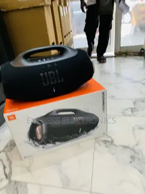 Powerful JBL Pro Sound Boombox 4 Portable Waterproof Bluetooth