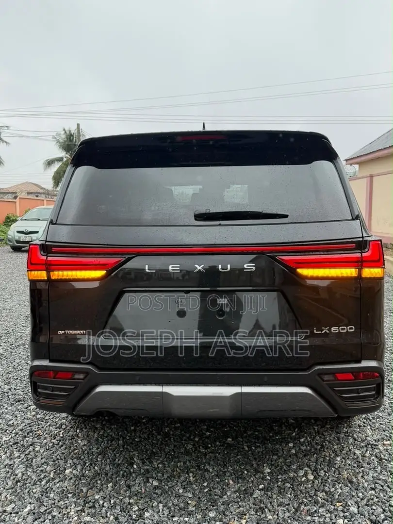 Lexus LX 600 2024 Black