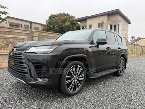 Lexus LX 600 2024 Black