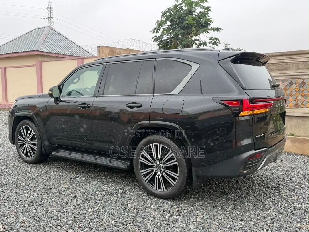 Lexus LX 600 2024 Black