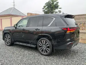 Lexus LX 600 2024 Black