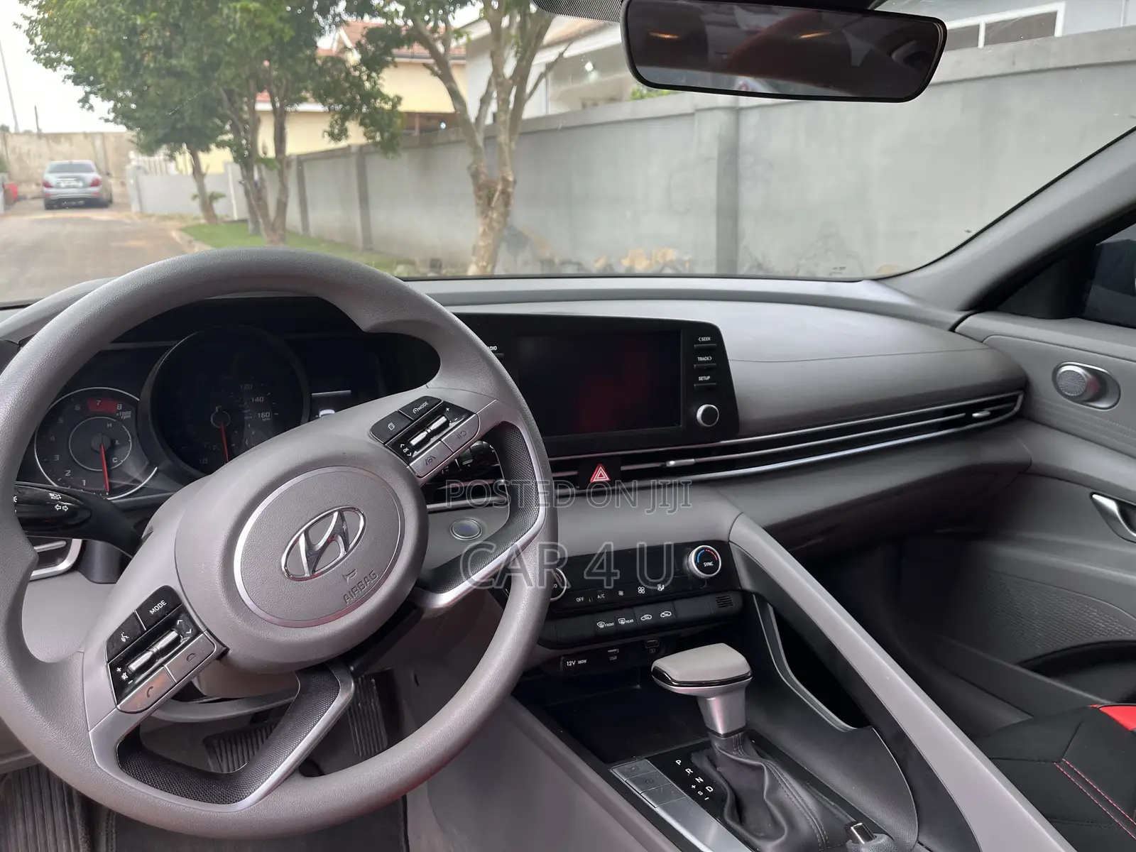 Hyundai Elantra 2023 Red